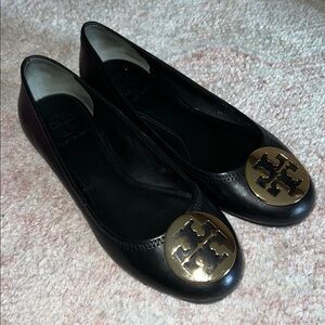 Tory Burch Black Ballet flats with Gold Emblem